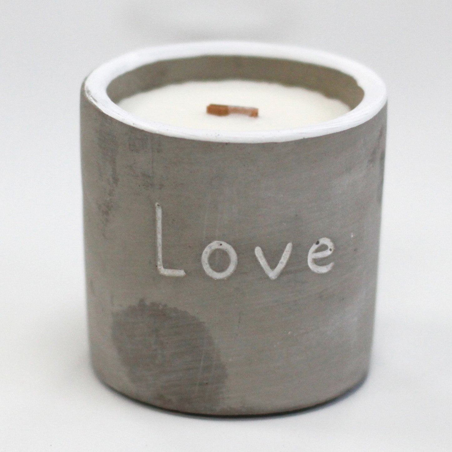 Purple Fig & Cassis Concrete Candle | Wooden Wick | Medium Pot | Amber & Calm