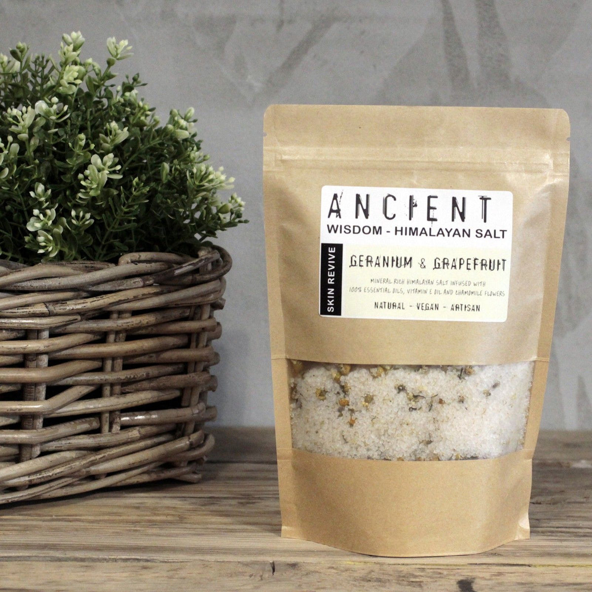 Skin Revive Himalayan Bath Salt Blend 500g | Geranium, Grapefruit & Vitamin E | Aromatherapy Bath Gift