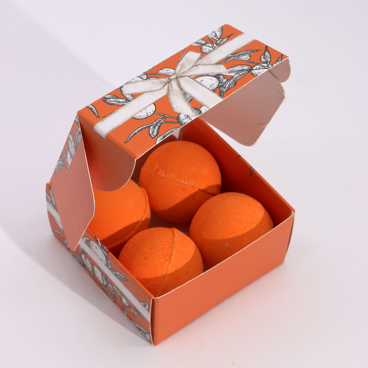Vitamin C Bath Bomb Gift Set | Aromatherapy Quartet | 4 x 115g | Amber & Calm