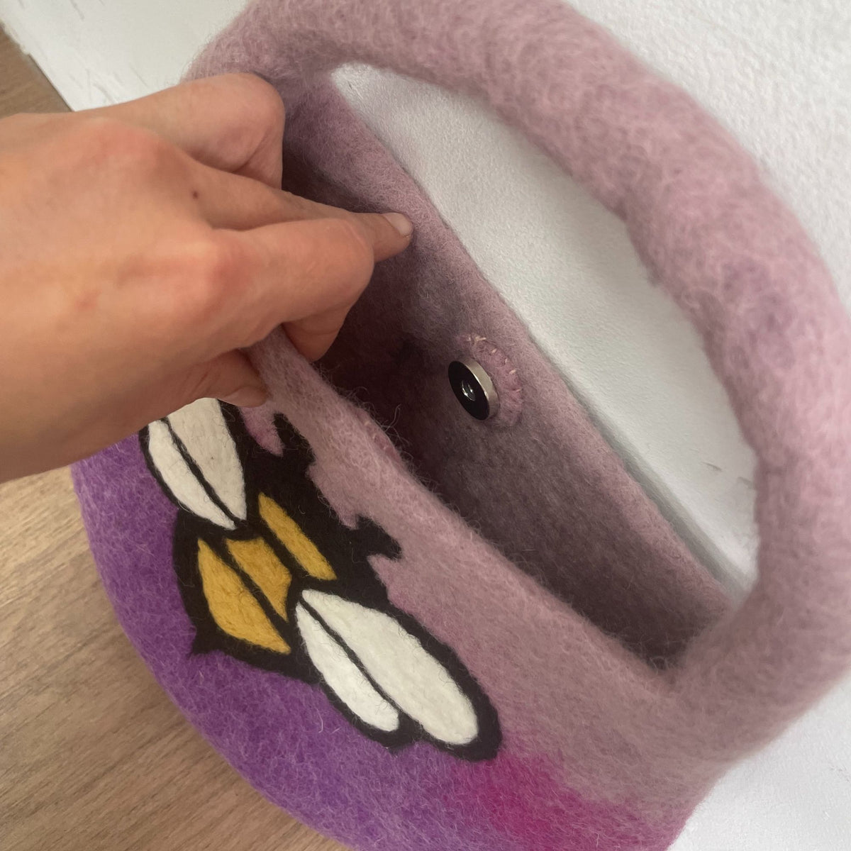 Water Felted Bee Bag — One Handle with Magnet | Lavender Shades | Handmade in Nepal