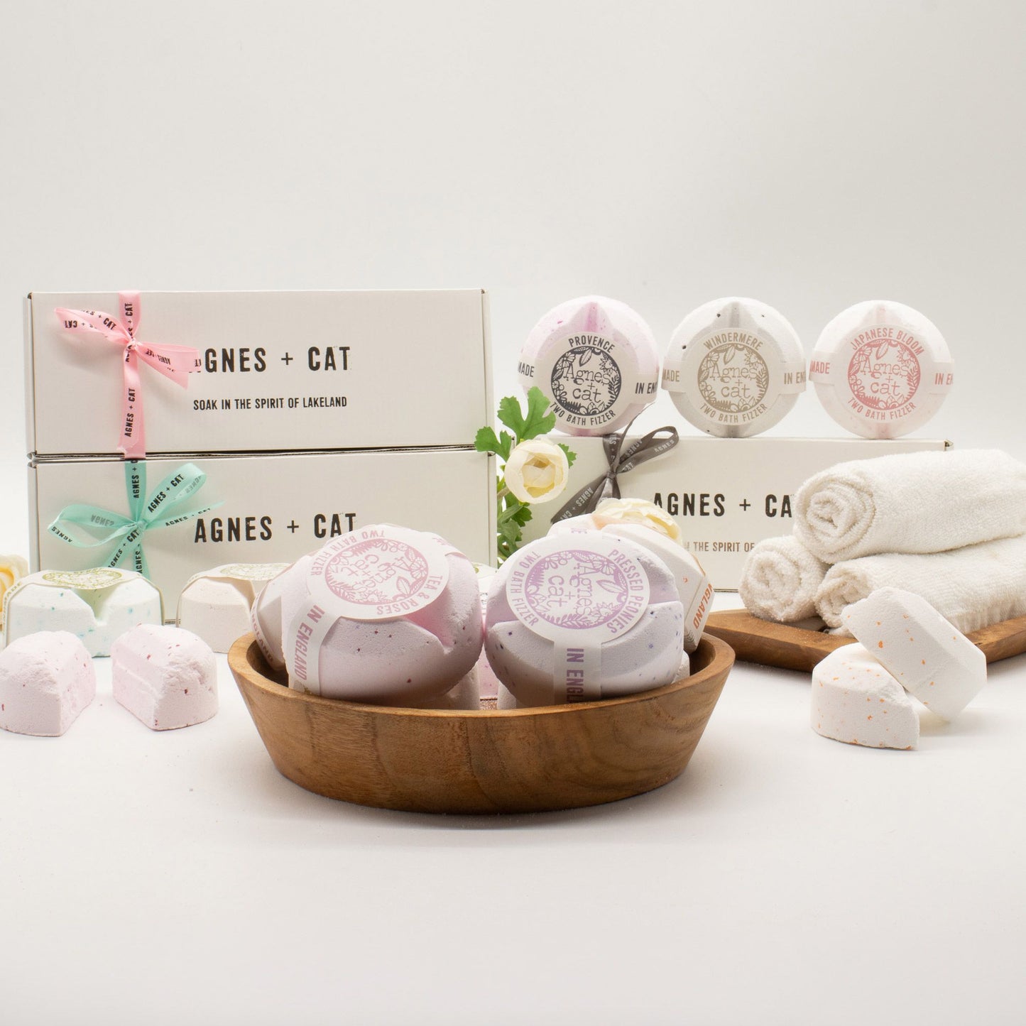 Agnes & Cat Floral & Citrus Bath Fizzer Gift Set | 3 Large Fizzers | Luxury Vegan Bath Gift for Her