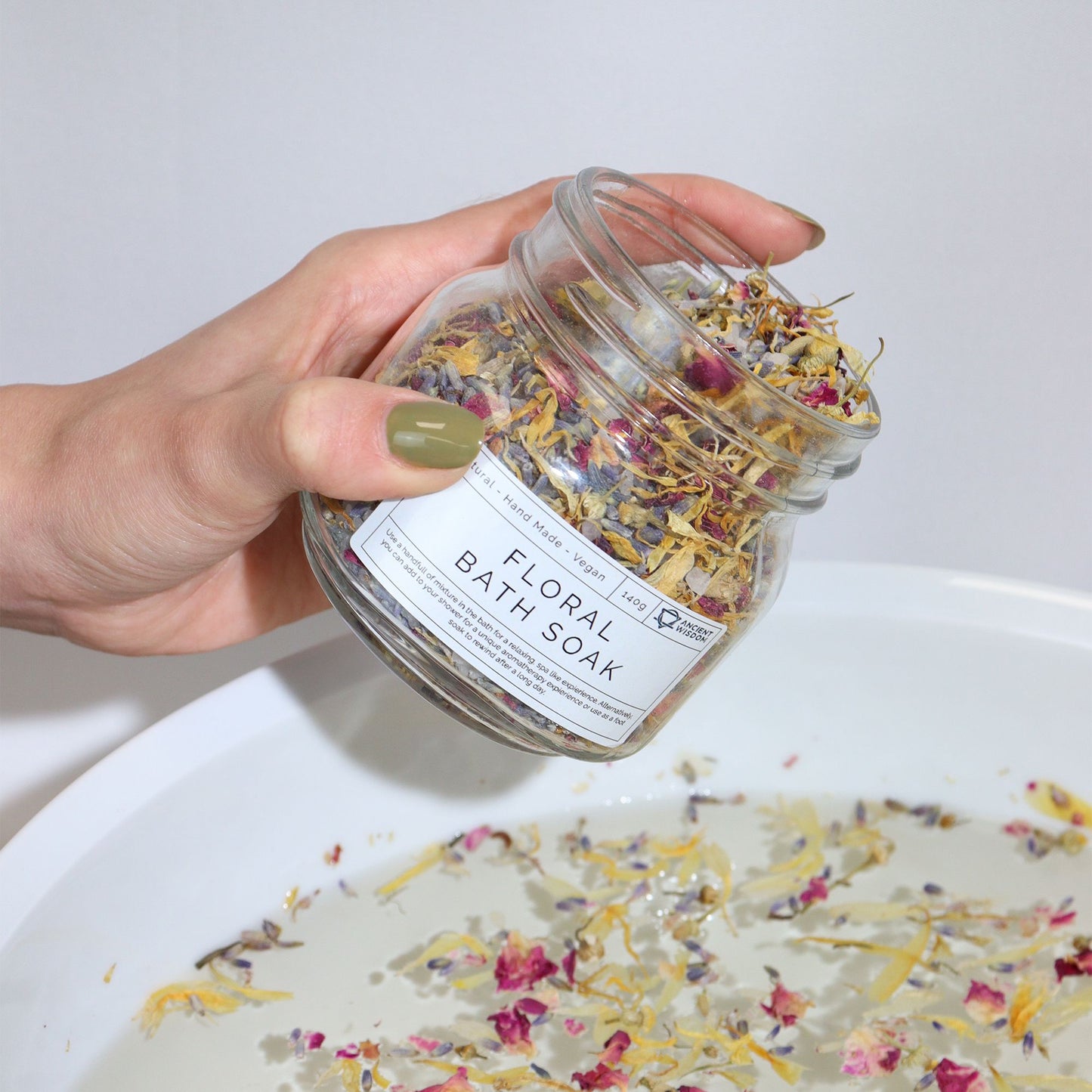 Floral Bath Soak | Lavender, Rose & Chamomile | Sea Salt | 140g | Amber & Calm