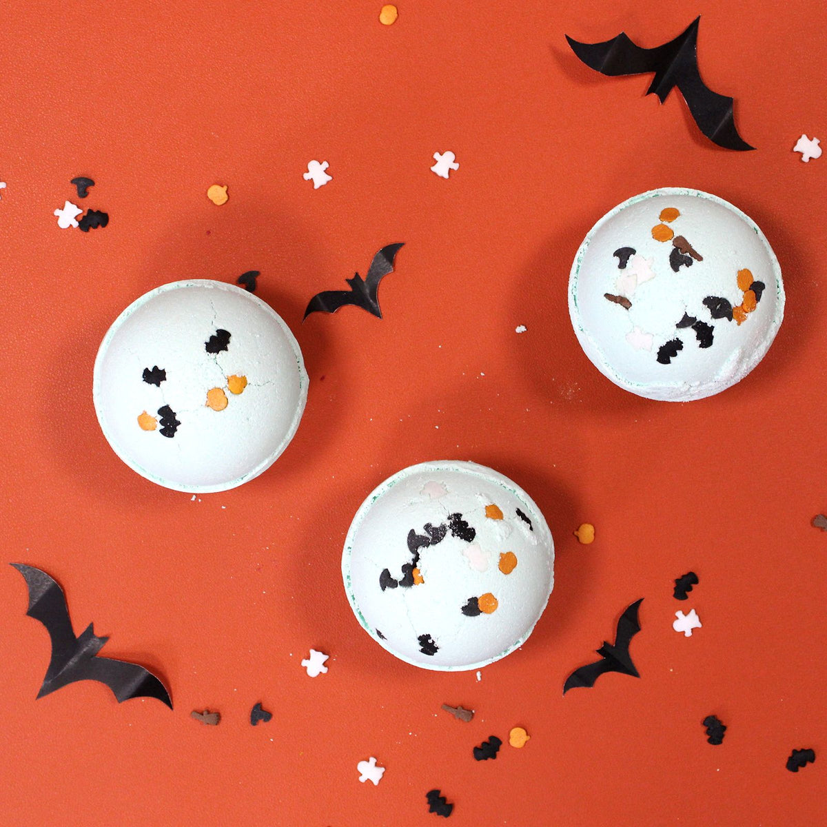 Coconut & Lime Halloween Bath Bomb | 180g | Handmade in the UK | Vegan