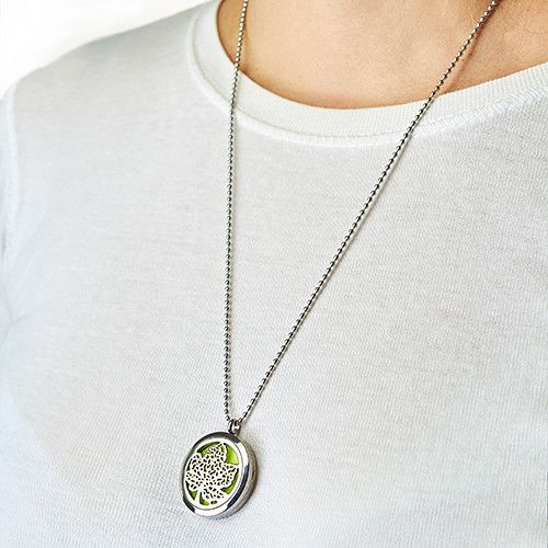 Hamsa Chakra Aromatherapy Necklace | Essential Oil Diffuser Jewellery Gift